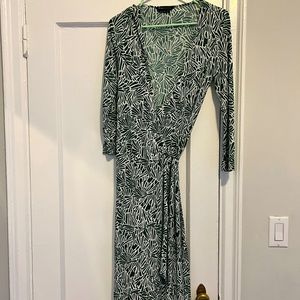 BCBG MaxAzria wrap dress green/white